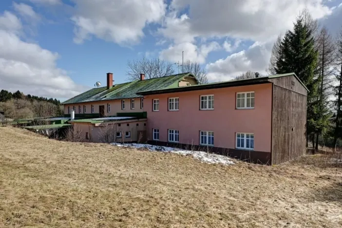 Prodej chalupy, Strážné, 793 m2