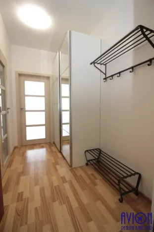 Pronájem bytu 1+kk, Praha - Vysočany, Freyova, 34 m2