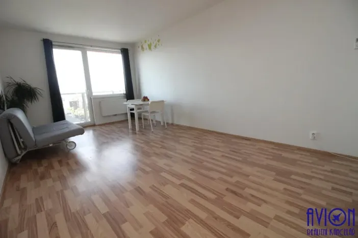 Pronájem bytu 1+kk, Praha - Vysočany, Freyova, 34 m2
