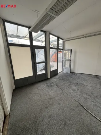 Pronájem obchodního prostoru, Zlín, třída Tomáše Bati, 20 m2