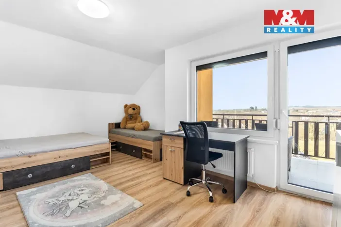 Prodej rodinného domu, Očihov, 280 m2