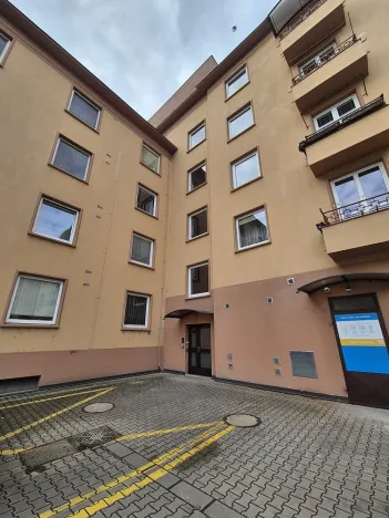 Pronájem bytu 1+kk, Pardubice - Zelené Předměstí, Palackého třída, 21 m2