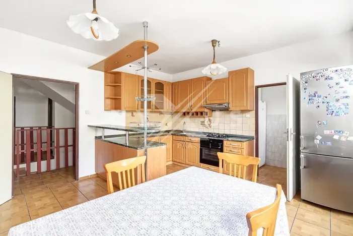 Prodej rodinného domu, Praha - Kyje, Stulíková, 375 m2
