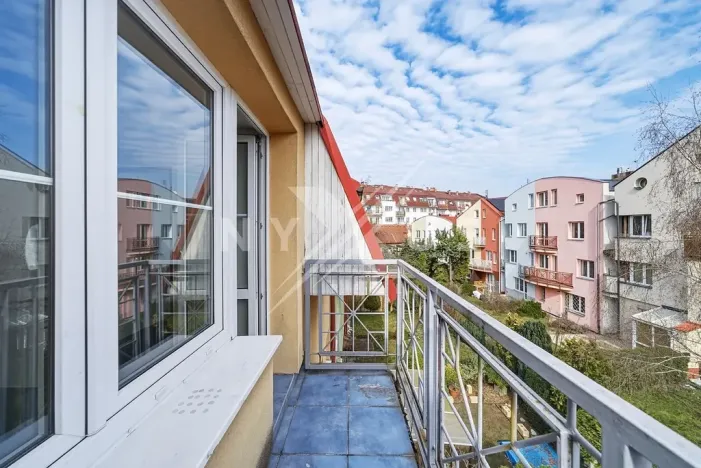 Prodej rodinného domu, Praha - Kyje, Stulíková, 375 m2