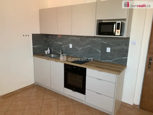 Pronájem bytu 3+kk, Bykoš, 44 m2