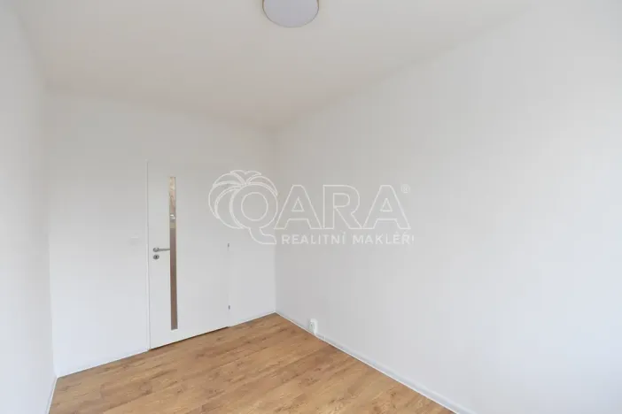 Pronájem bytu 2+kk, Praha - Bohnice, Radomská, 44 m2