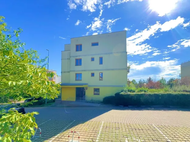 Pronájem bytu 3+kk, Praha - Malešice, Prorektorská, 86 m2