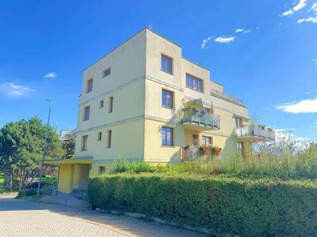 Pronájem bytu 3+kk, Praha - Malešice, Prorektorská, 86 m2