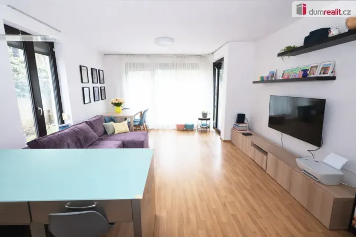 Pronájem bytu 3+kk, Praha - Modřany, Štolcova, 72 m2