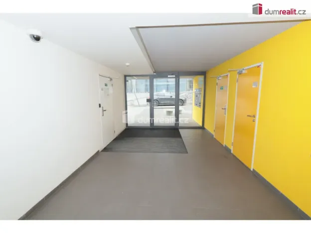 Pronájem bytu 3+kk, Praha - Modřany, Štolcova, 72 m2