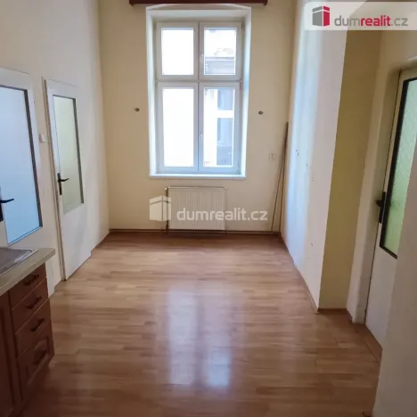 Pronájem bytu 3+1, Děčín - Děčín IV-Podmokly, Teplická, 96 m2