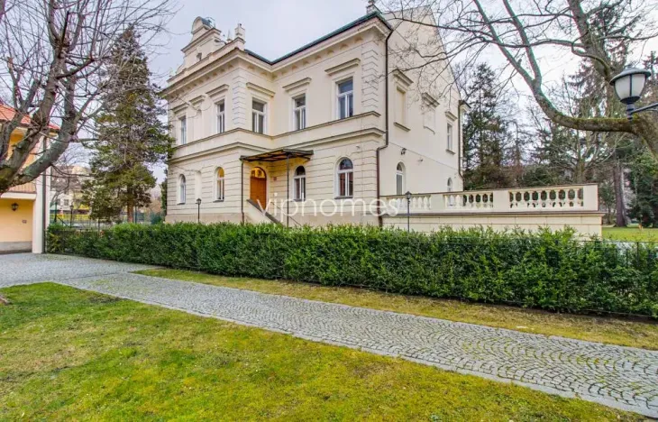 Pronájem vily, Praha - Vokovice, Ke dvoru, 827 m2