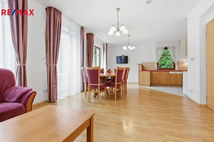 Prodej rodinného domu, Karlovy Vary, Slovenská, 137 m2