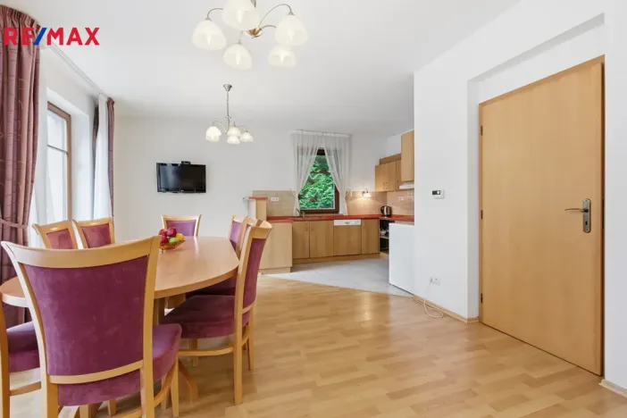 Prodej rodinného domu, Karlovy Vary, Slovenská, 137 m2