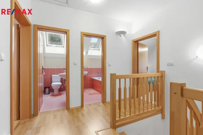 Prodej rodinného domu, Karlovy Vary, Slovenská, 137 m2