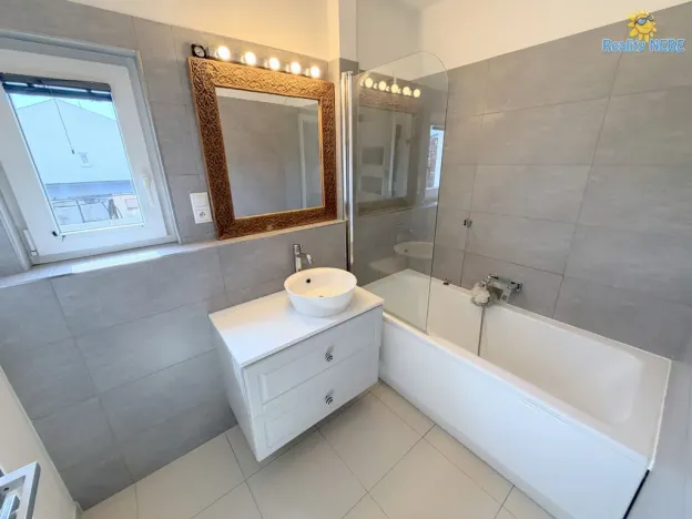 Pronájem rodinného domu, Horoměřice, Karla IV., 100 m2