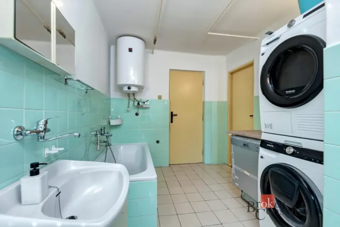 Prodej rodinného domu, Železný Brod - Hrubá Horka, 232 m2