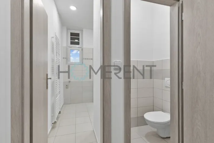 Pronájem bytu 3+1, Liberec - Liberec III-Jeřáb, nám. Soukenné, 106 m2