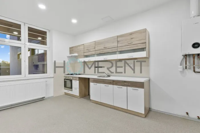 Pronájem bytu 3+1, Liberec - Liberec III-Jeřáb, nám. Soukenné, 106 m2