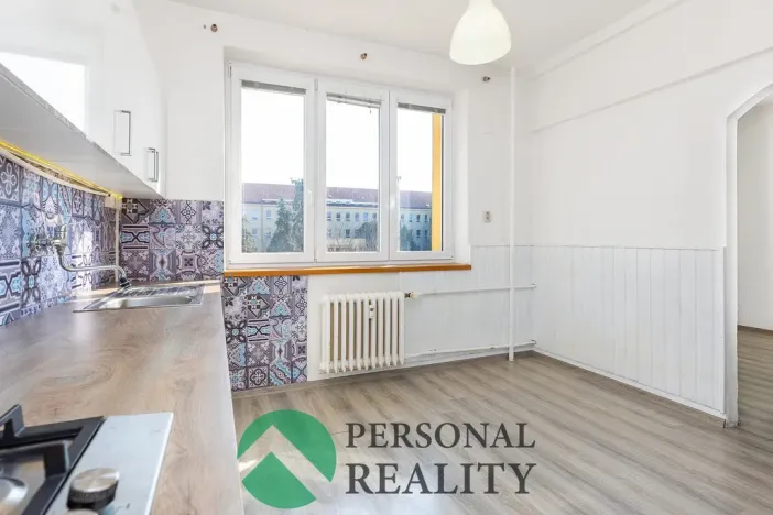 Pronájem bytu 3+1, Pardubice, Benešovo náměstí, 83 m2