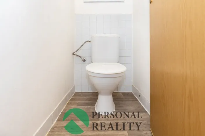 Pronájem bytu 3+1, Pardubice, Benešovo náměstí, 83 m2