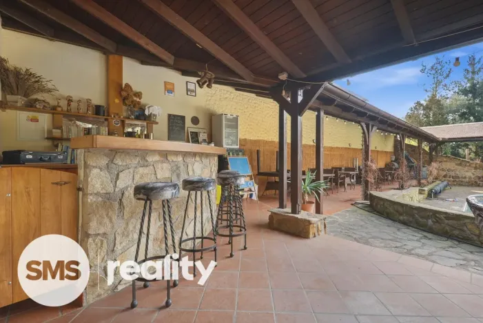 Prodej rodinného domu, Štítary, 327 m2