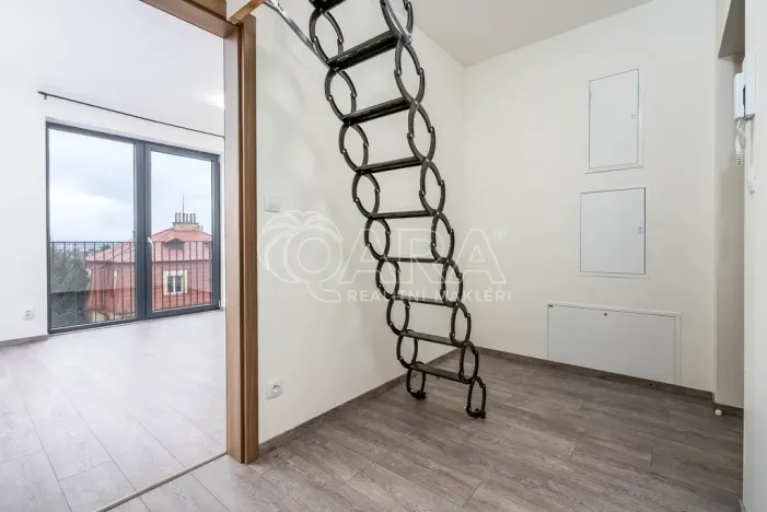 Prodej bytu 2+kk, Praha - Hlubočepy, Ke Smíchovu, 47 m2