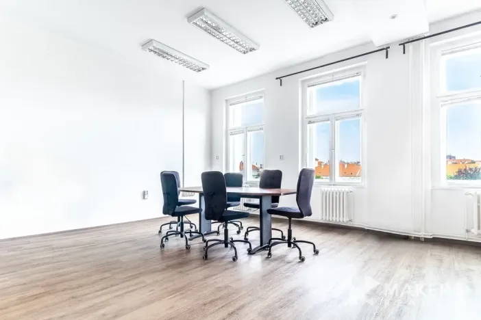 Pronájem kanceláře, Praha - Nové Město, Karlovo náměstí, 45 m2