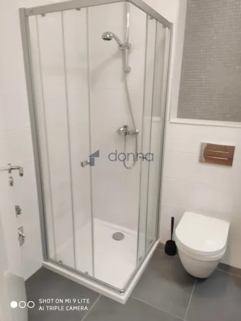 Pronájem bytu 1+kk, Praha, Novovysočanská, 26 m2