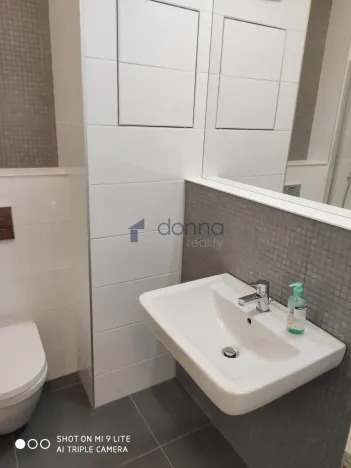 Pronájem bytu 1+kk, Praha, Novovysočanská, 26 m2