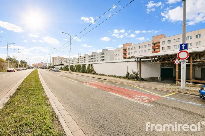 Prodej garáže, Brno, Petra Křivky, 19 m2