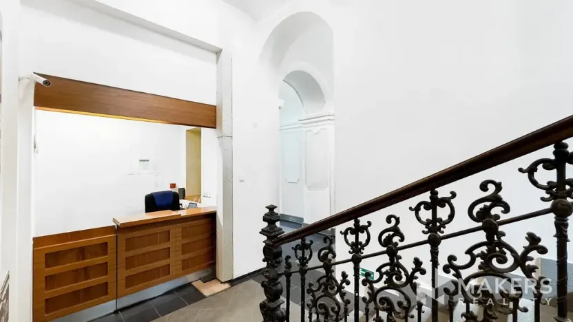 Pronájem kanceláře, Praha - Nové Město, Karlovo náměstí, 128 m2