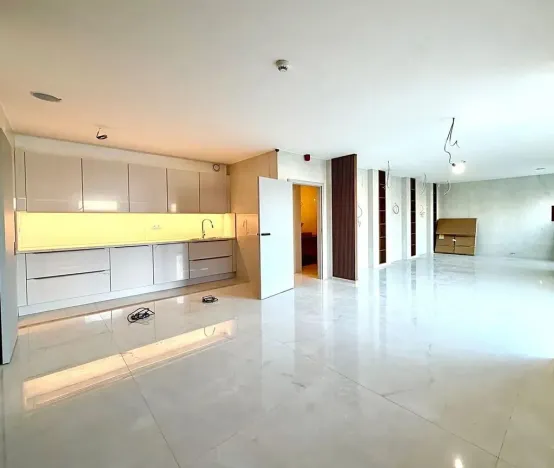 Prodej obchodního prostoru, Praha - Karlín, Za Karlínským přístavem, 73 m2