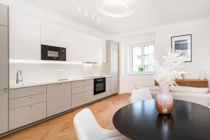 Prodej bytu 2+kk, Praha - Nusle, Nuselská, 53 m2