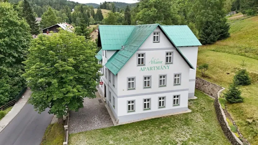 Prodej vícegeneračního domu, Nové Hamry, 660 m2