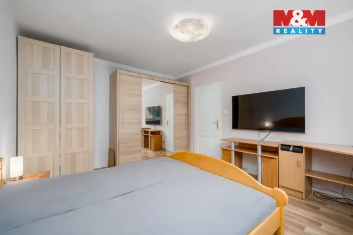 Prodej bytu 2+1, Teplice, Svojsíkova, 56 m2