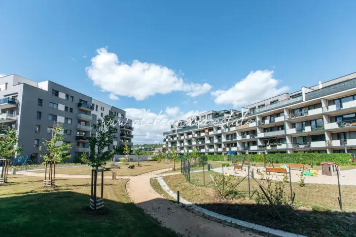 Prodej bytu 2+kk, Praha - Hloubětín, Saarinenova, 52 m2