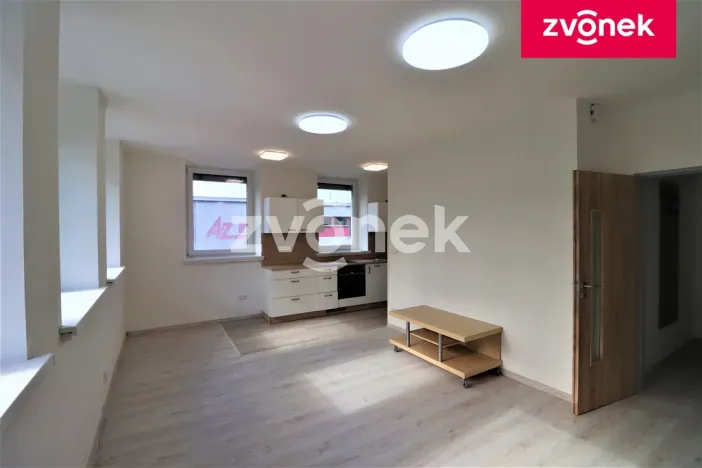 Pronájem bytu 1+kk, Valašské Klobouky, 35 m2