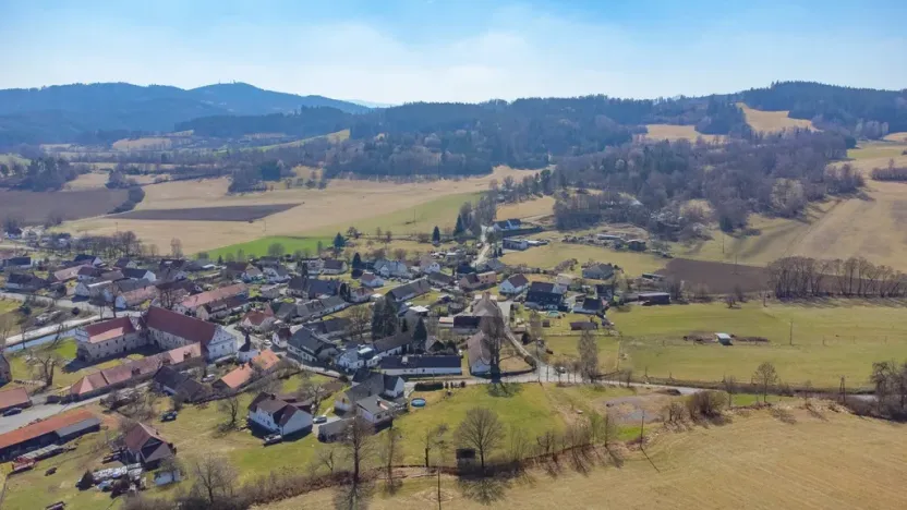 Prodej pozemku pro bydlení, Mokrosuky, 1364 m2