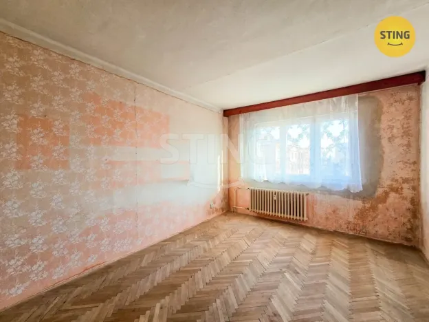 Prodej bytu 2+1, Karviná, tř. Těreškovové, 56 m2