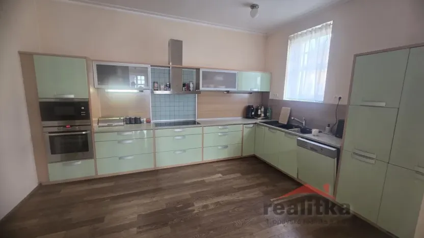 Pronájem bytu 3+1, Opava - Předměstí, Gudrichova, 139 m2