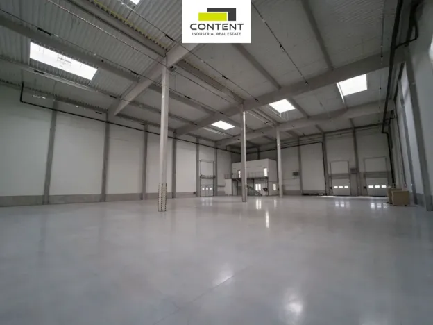 Pronájem skladu, Jičín - Valdické Předměstí, 2662 m2