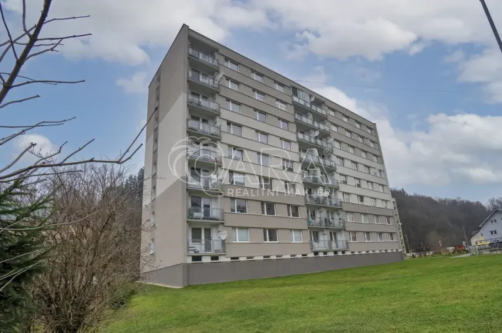 Pronájem bytu 1+1, Svoboda nad Úpou, Rýchorské sídliště, 34 m2