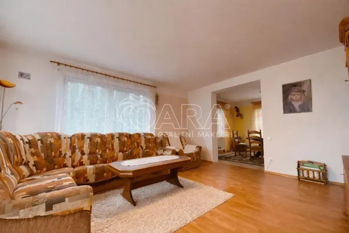 Prodej rodinného domu, Věšín, 209 m2