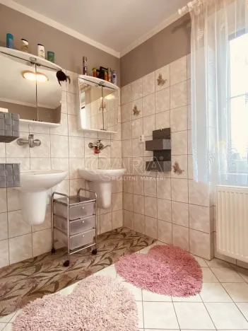 Prodej rodinného domu, Věšín, 209 m2