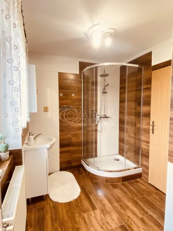 Prodej rodinného domu, Věšín, 209 m2