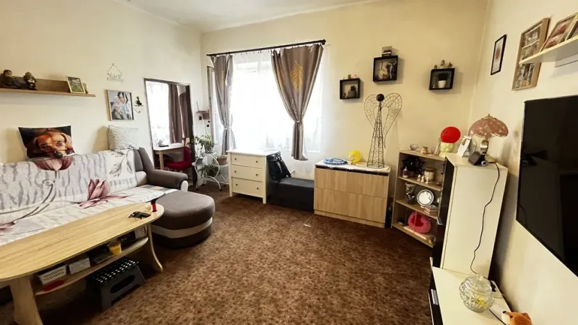 Prodej bytu 1+1, Křešice, Kolonie, 59 m2