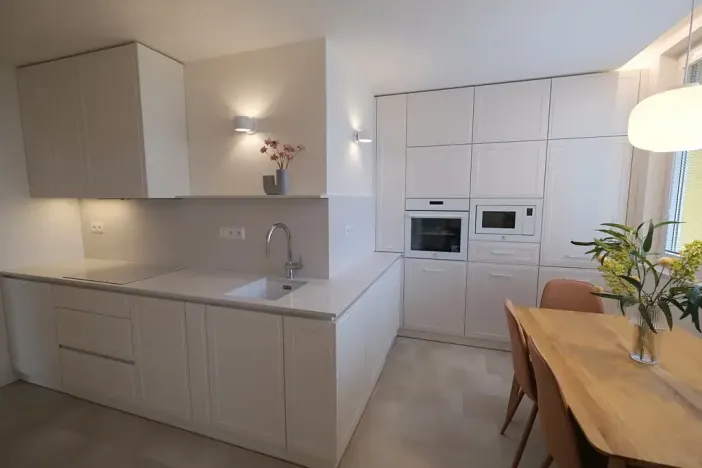 Pronájem bytu 2+1, Uherský Brod, Šaripova, 54 m2