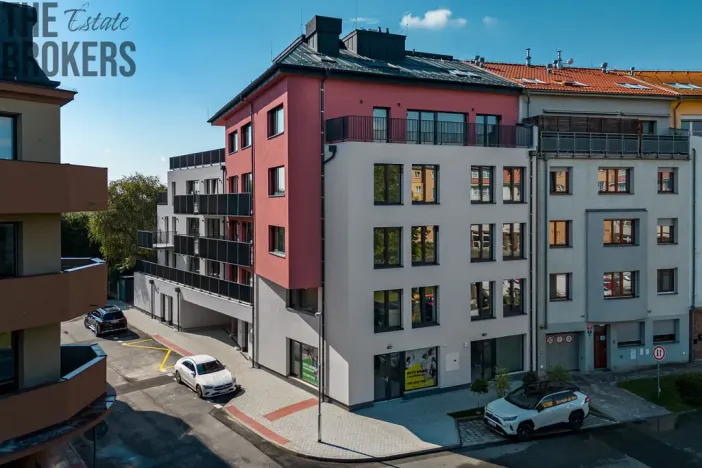 Prodej bytu 2+kk, Praha - Suchdol, U hotelu, 69 m2