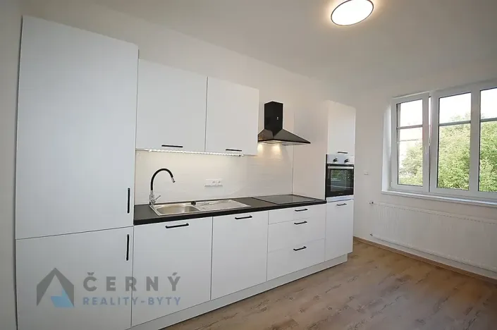 Pronájem bytu 3+1, Liberec, Husova, 83 m2